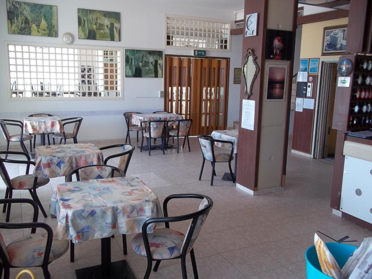 Hotel Italia Senigallia Exterior photo