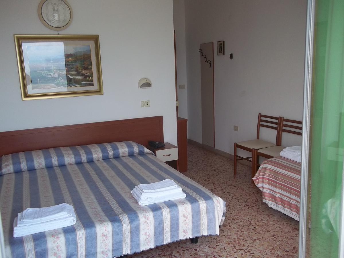 Hotel Italia Senigallia Exterior photo